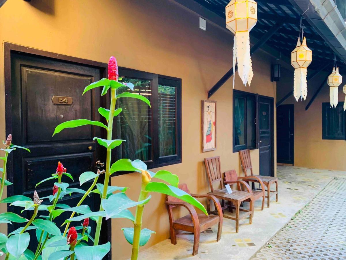 Thapae Boutique House Hotel Chiang Mai Luaran gambar