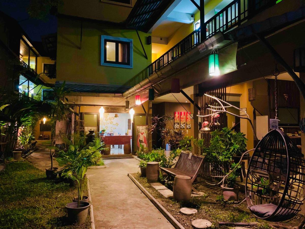 Thapae Boutique House Hotel Chiang Mai Luaran gambar
