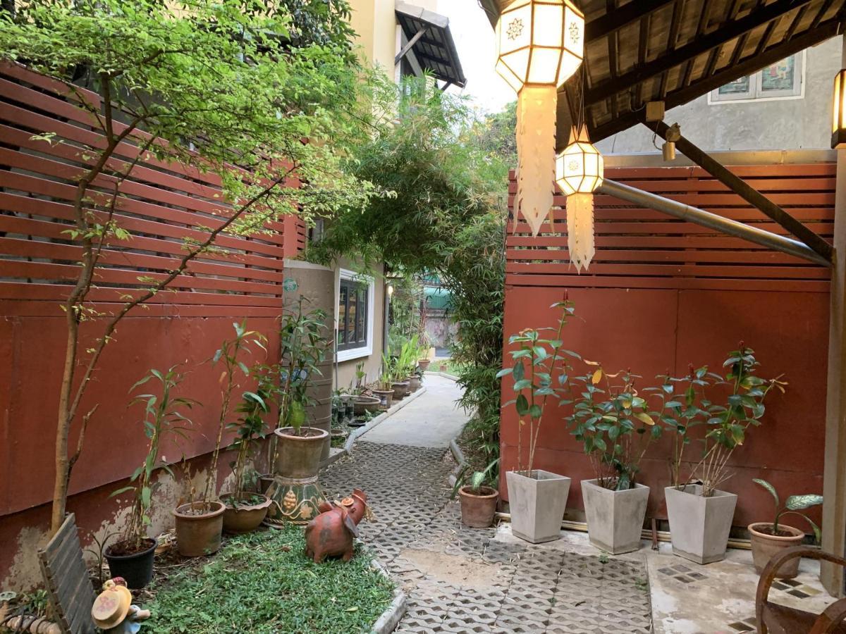 Thapae Boutique House Hotel Chiang Mai Luaran gambar