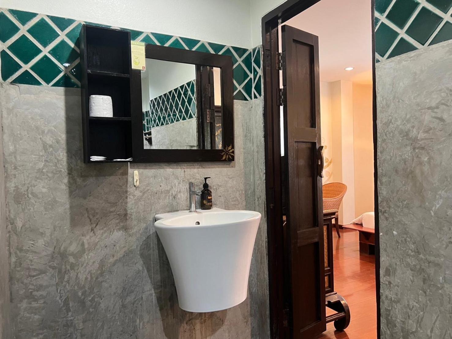 Thapae Boutique House Hotel Chiang Mai Luaran gambar